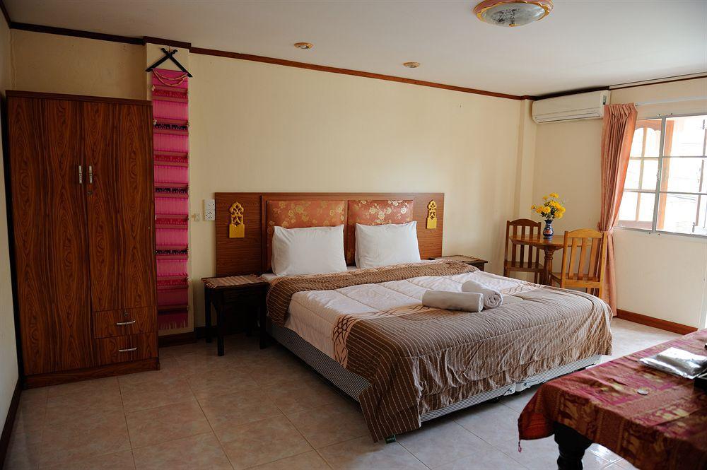 The Britannia Hotel Chiang Mai Luaran gambar