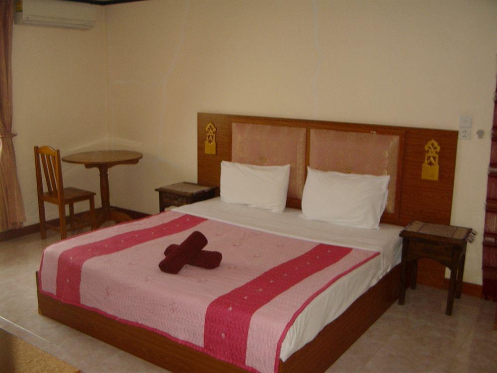 The Britannia Hotel Chiang Mai Luaran gambar