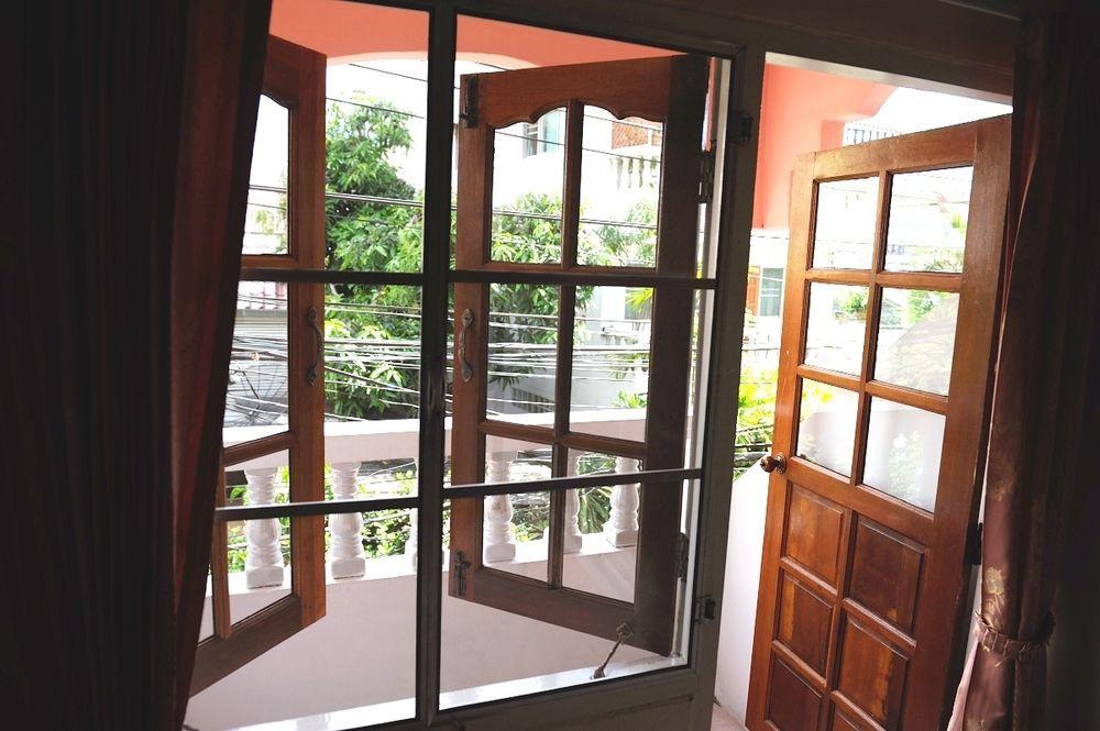 The Britannia Hotel Chiang Mai Luaran gambar