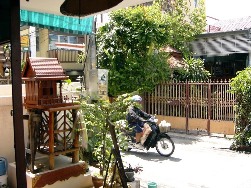 The Britannia Hotel Chiang Mai Luaran gambar