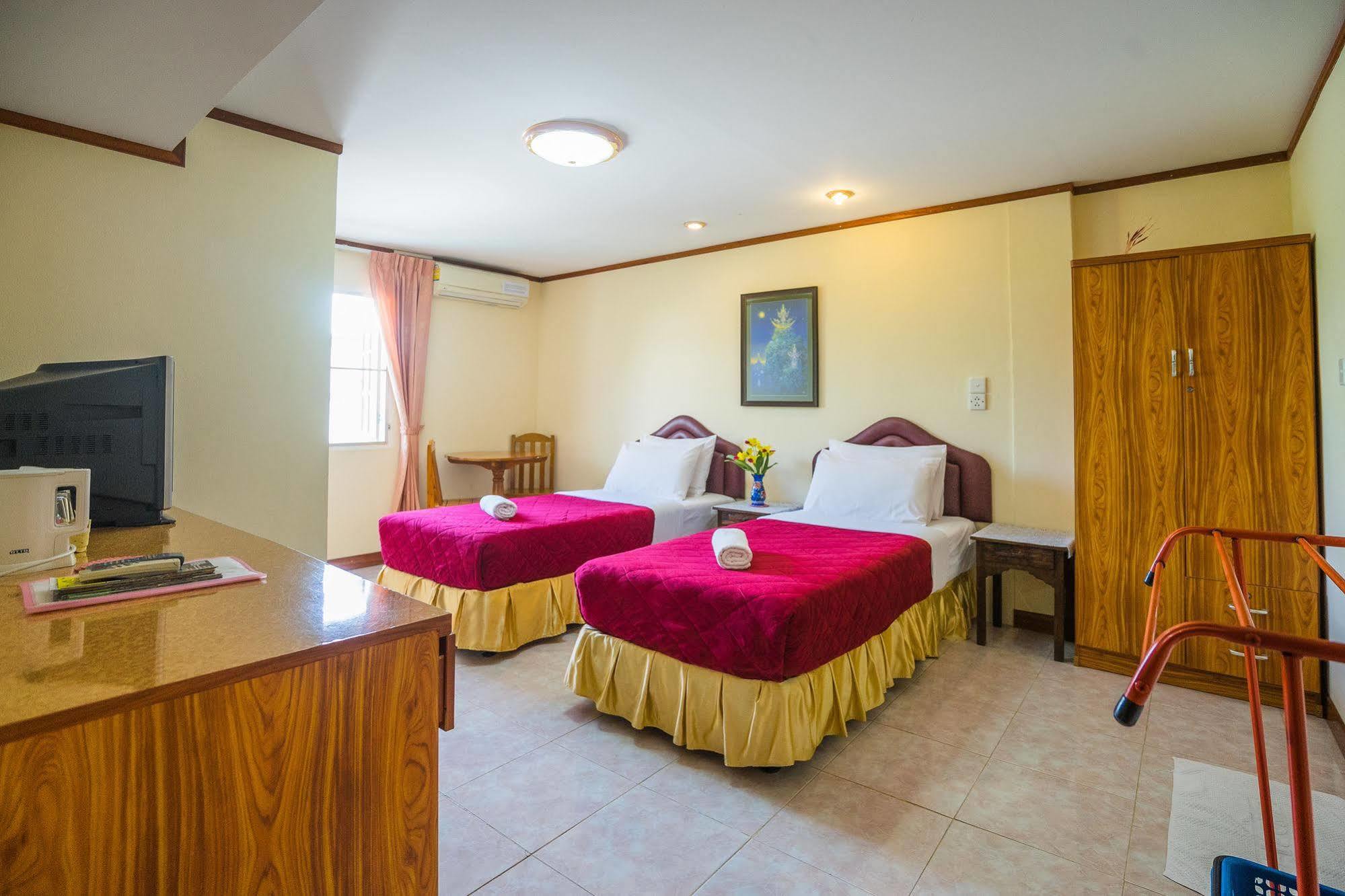 The Britannia Hotel Chiang Mai Luaran gambar