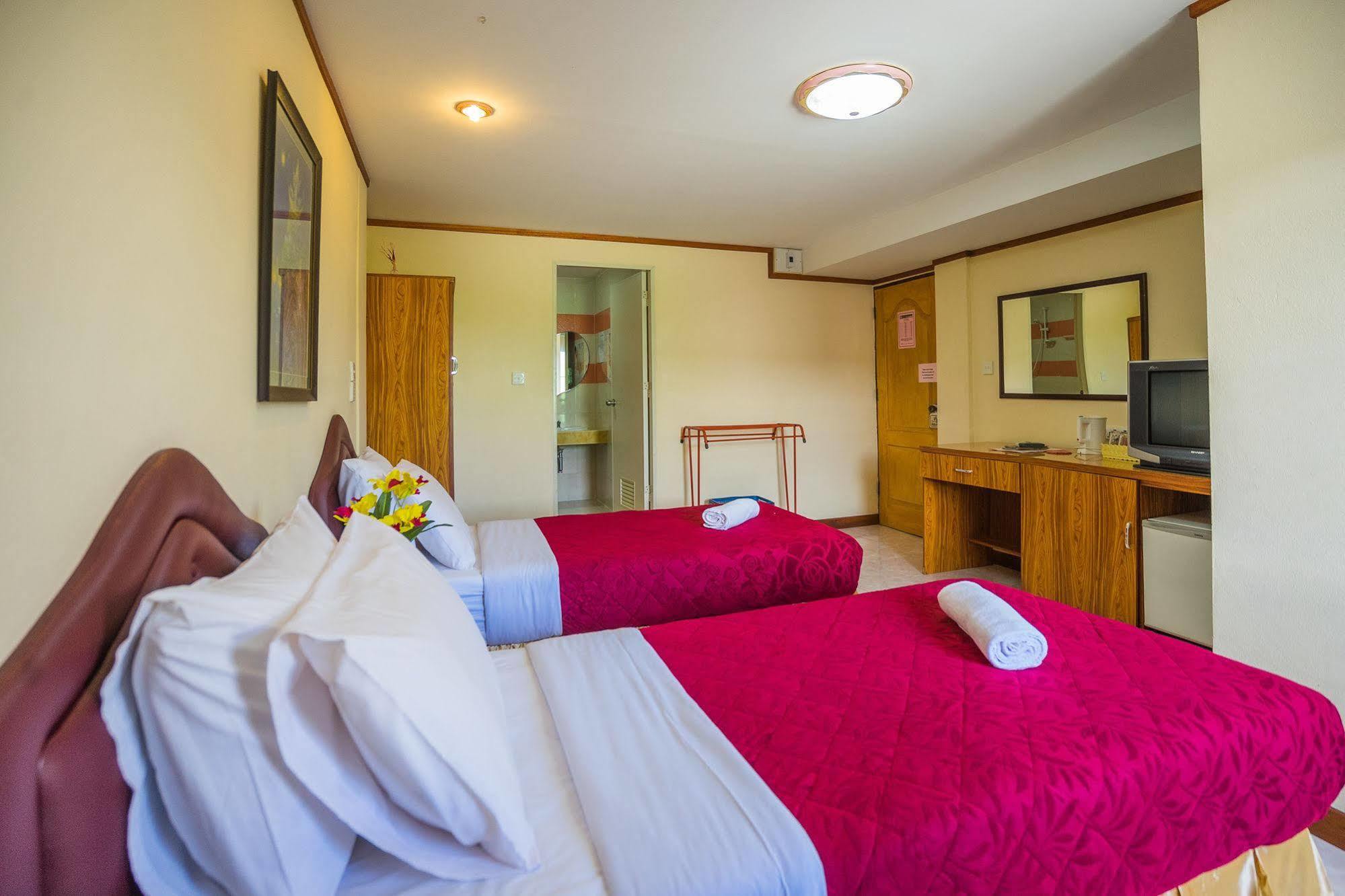 The Britannia Hotel Chiang Mai Luaran gambar